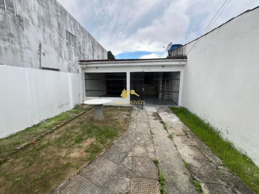Aluguel – Casa Ampla no Tabuleiro