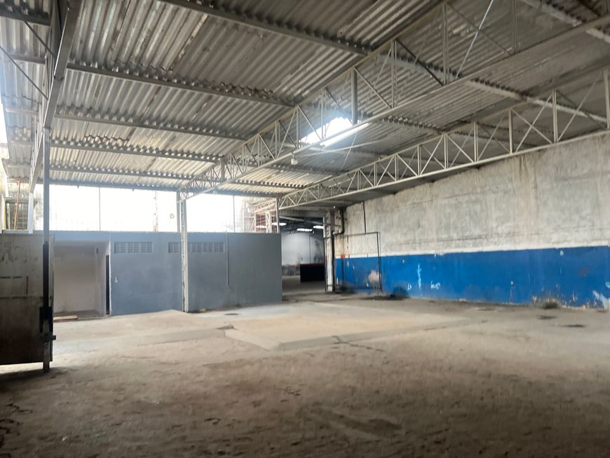 Galpão Comercial em Barro Duro - Maceió - AL