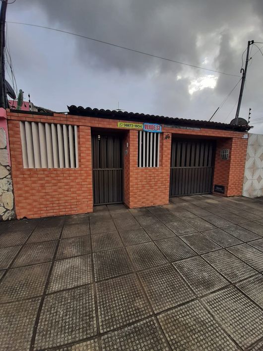 Casa registrada prox a feira do tabuleiro e UPA