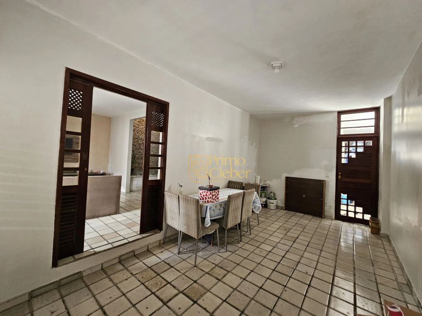 Casa 3 Suítes À Venda na Gruta de Lourdes