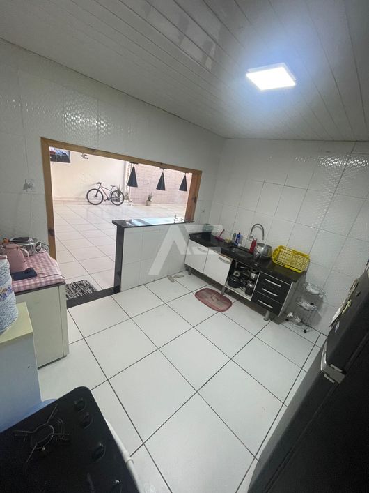 Vendo! Ótima casa espaçosa, 5 quartos em Ponta Grossa - Maceió -AL