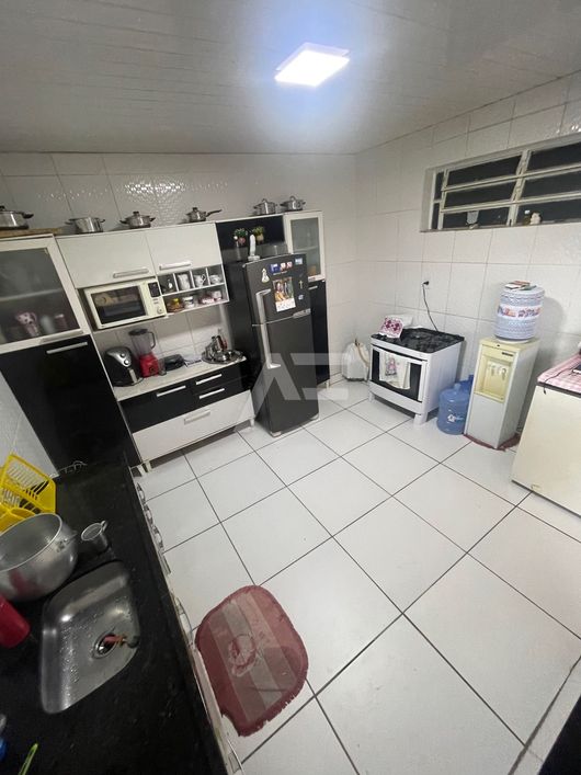 Vendo! Ótima casa espaçosa, 5 quartos em Ponta Grossa - Maceió -AL