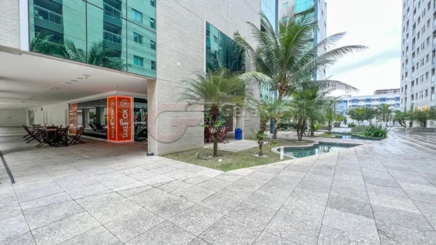 LOJA COMERCIAL À VENDA EM EMPREENDIMENTO BEIRA-MAR