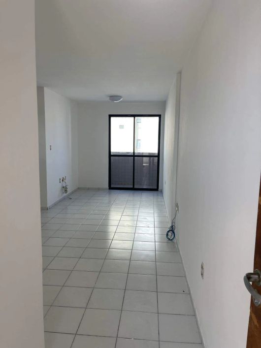 Apto a venda no Condomínio Ed. Trianon, com 76m2, 3 quartos em Poço - Maceió - AL