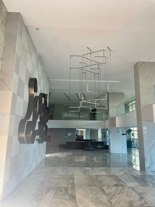 Apartamento no Riviera Del Mare, beira mar imperdível