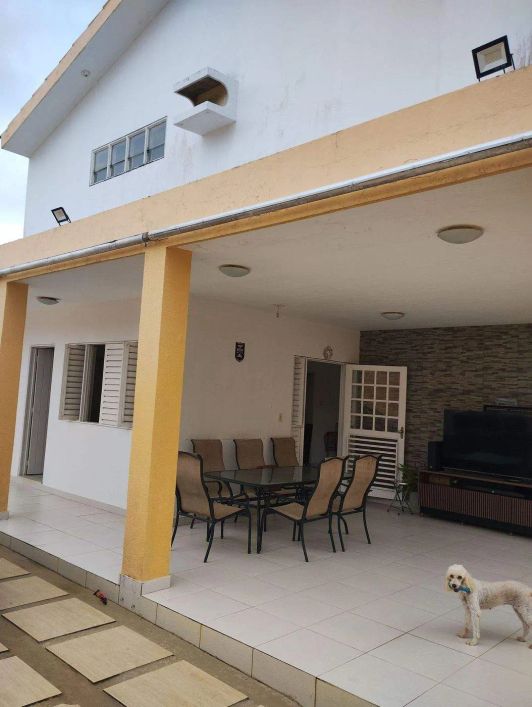 Casa a venda com 400m2, 4 quartos em São Jorge - Maceió - AL