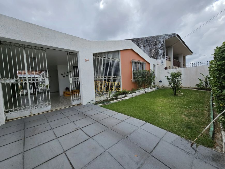 Casa 3 Quartos á Venda na Gruta De Lourdes! Leia a Descrição!