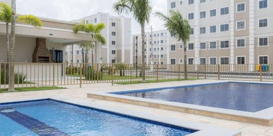 Quitado ou Chave apto 2/4 Cond. por trás do Big Hiper Antares, R$ 185 mil ou chave 75 mil
