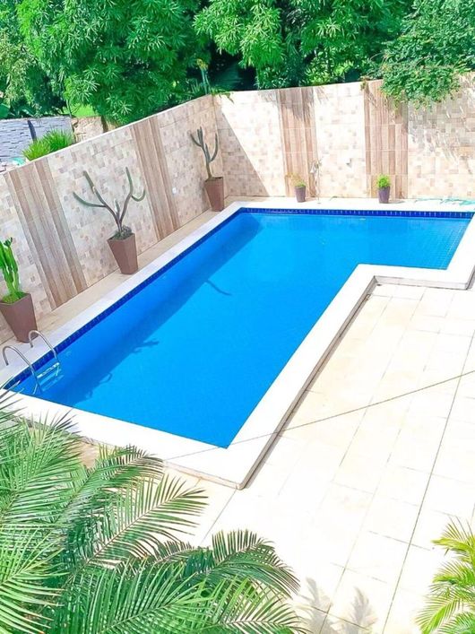 Linda Casa no Condomínio Jardim do Horto com 4 Quartos na Gruta de Lourdes