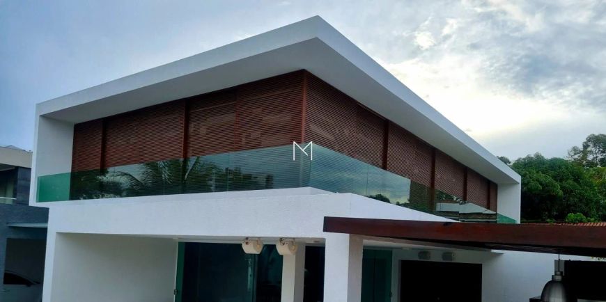 CASA EM CONDOMÍNIO FECHADO DISPONÍVEL PARA VENDA