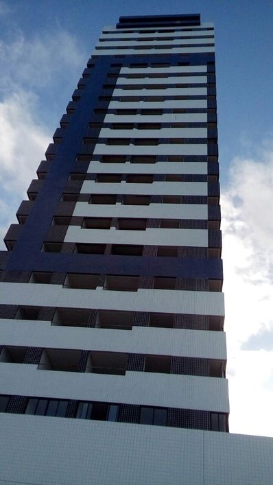 Apartamento para venda com 67 m2 com vista para o mar em Jacarecica - Maceió - AL