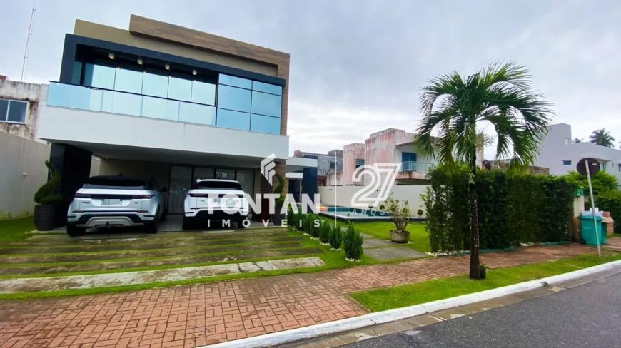 Casa de condomínio para venda tem 250 metros quadrados com 5 quartos em Garça Torta - Maceió - AL