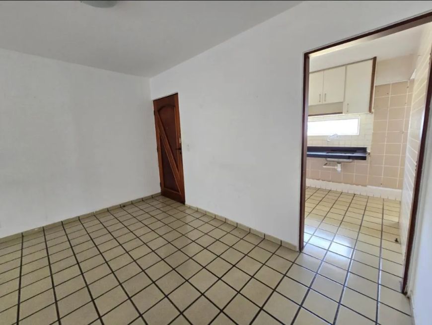 VENDO APARTAMENTO NA PONTA VERDE, 3/4 SENDO DOIS SUÍTES! R$450.000,00