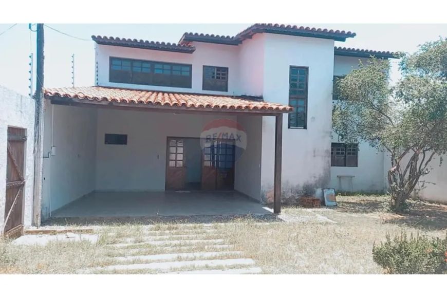 Charmosa Casa em Maceió: Conforto e Investimento