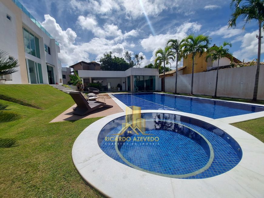 Oceanis, Casa de alto padrão, 03 pavimentos, área de lazer privativa com piscinas e churrasqueira