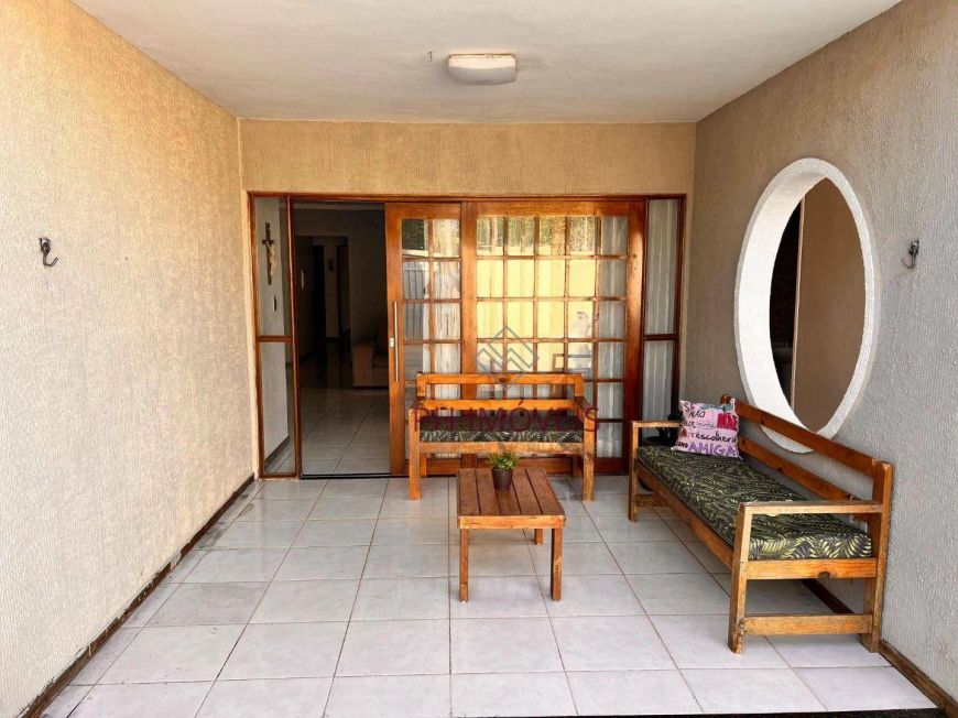 Casa com 4 dormitórios sendo 2 suítes + DCE e Piscina no Jardim Petrópolis - 255m²