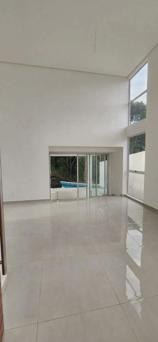 Casa à venda no Condomínio Monte Bello, 180m², 3 quartos, 4 banheiros, 2 vagas, ANTARES, Maceió, AL