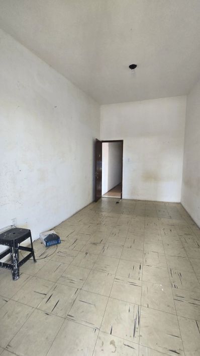 VENDO CASA NO BAIRRO DO FAROL, COM 5/4 E QUINTAL! R$450.000,00