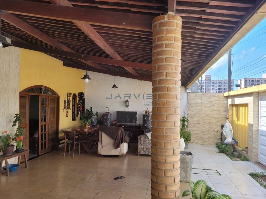 Casa Mobiliada de 3 Quartos e 2 Suítes no Tabuleiro do Martins-R$ 490.000,00