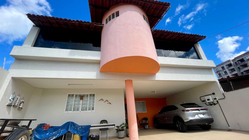 Linda casa a venda - com 266 MT2 - 5 quartos em Tabuleiro do Martins - Maceió - AL