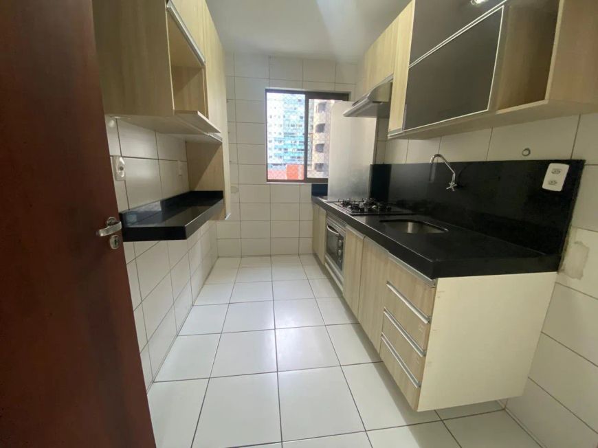 Apartamento com suíte no centro de Jatiúca, Maceió.