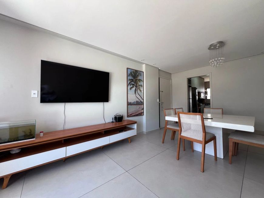 Alugo apartamento 3/4 mobiliado na Ponta Verde