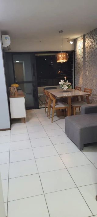 ALUGA-SE APARTAMENTO DOIS QUARTOS NA JATIÚCA EM MACEIÓ - AL