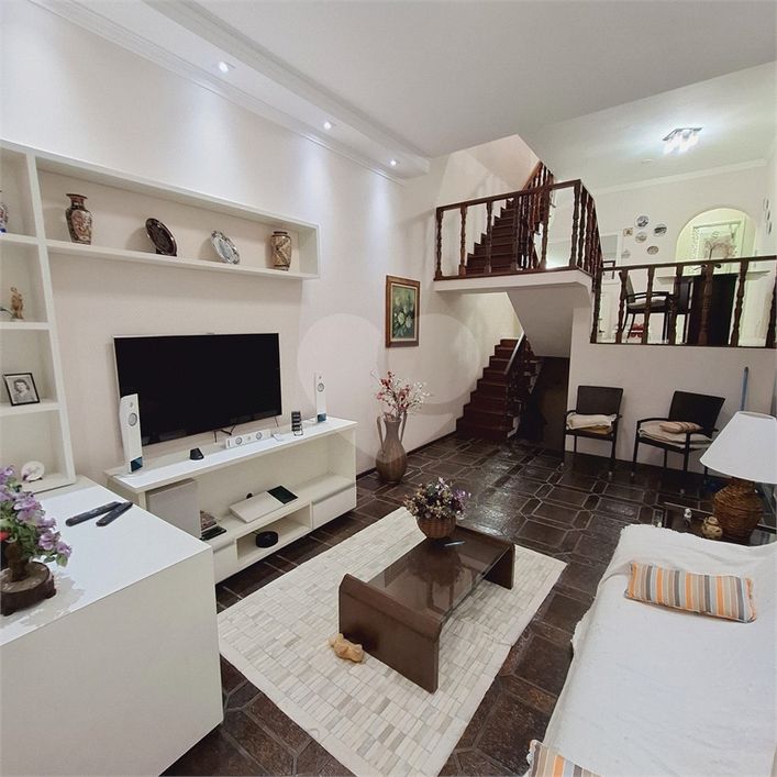 Sobrado com 3 quartos à venda em Jardim Regis - SP