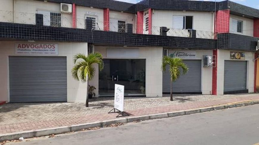 Galeria para aluguel possui 45 metros quadrados com 2 quartos em Serraria - Maceió - AL