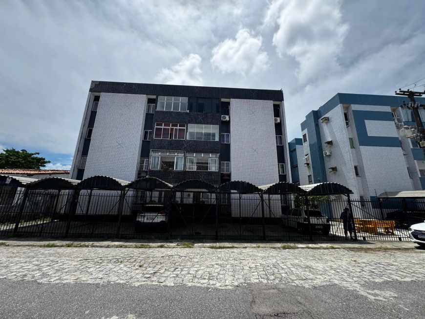 VENDO Apartamento no Ed. Veredas do Farol II – Gruta de Lourdes