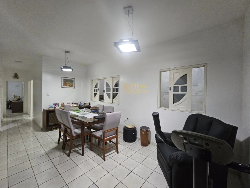 Casa com 4 Quartos A Venda Na Gruta De Lourdes