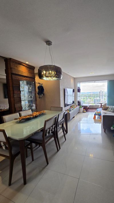 OPORTUNIDADE ! 3/4 COM CLOSET, TODO REFORMADO , NO BAIRRO DO FAROL. R$560.000,00