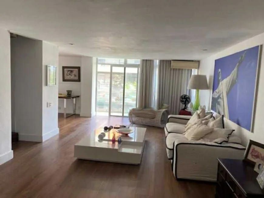 Cobertura para venda tem 155 metros quadrados com 3 quartos em Ipanema - Rio de Janeiro - RJ