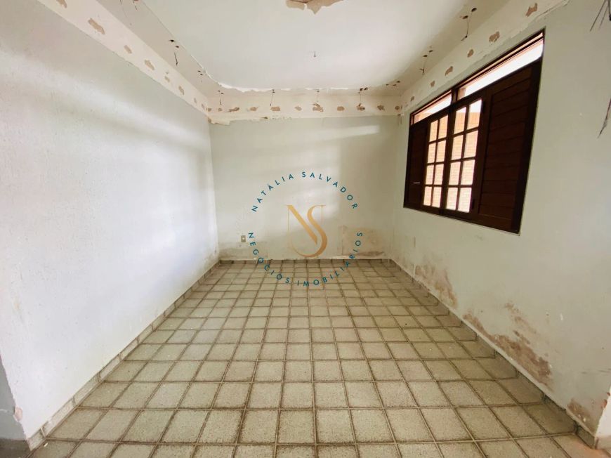 Casa padrão à venda no bairro do Antares - Prox. à pista nova.