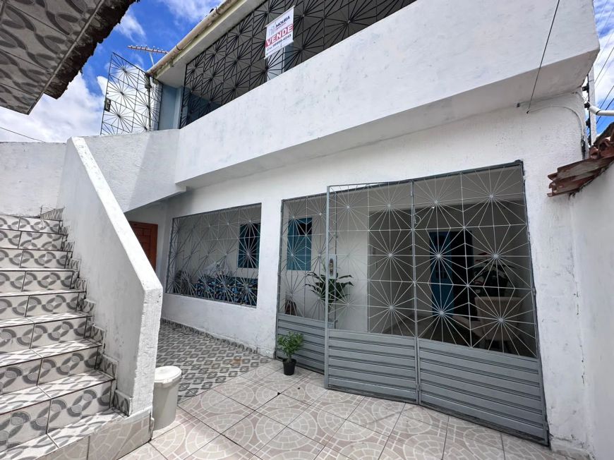 Casa em Santa Lúcia - 02 casas por 290 mil - Maceió-AL