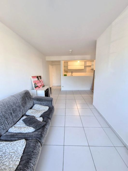 Edf. Ametista VI - Apartamento c/ 02 quartos, s/ 01 suíte, 01vgs, nascente, prox a praia