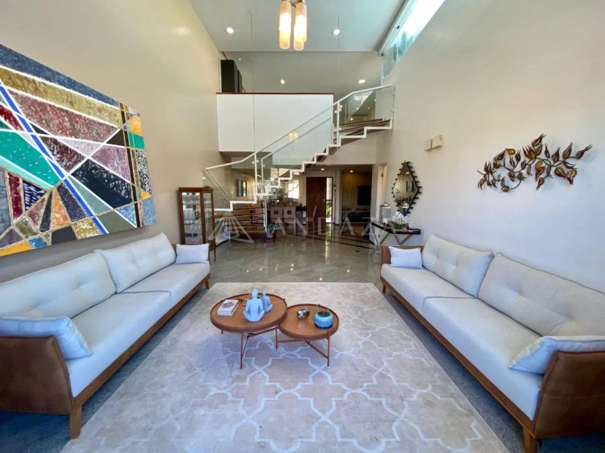 Cobertura Duplex com 5 quartos e 427 m² na Ponta Verde!