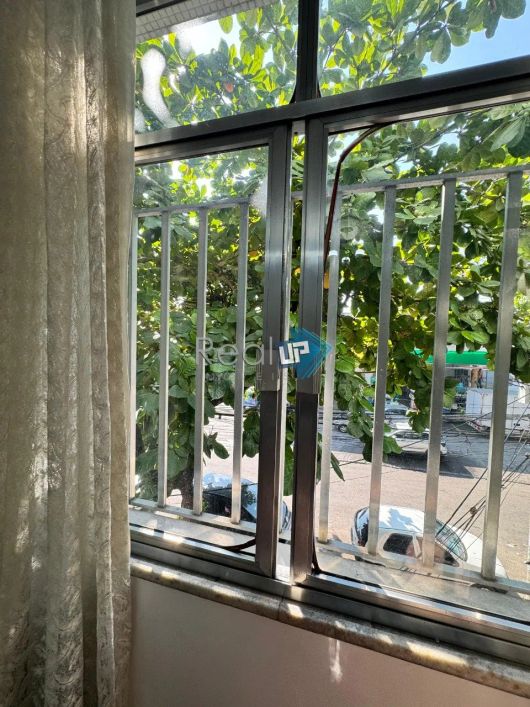 Apartamento 2 quartos com área externa