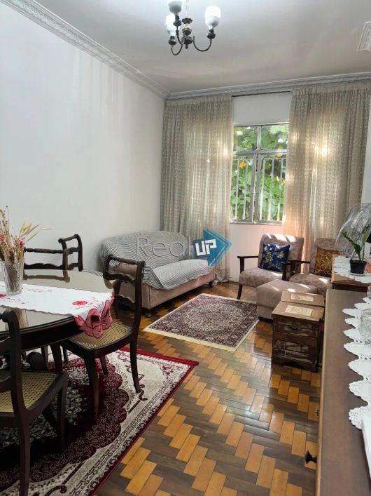 Apartamento 2 quartos com área externa