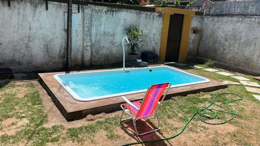 Casa em Guaxuma com 5 quartos, a Poucos Metros do Mar
