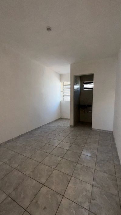 Terreno Único com Dois Imóveis no Bairro Feitosa – R$ 700.000