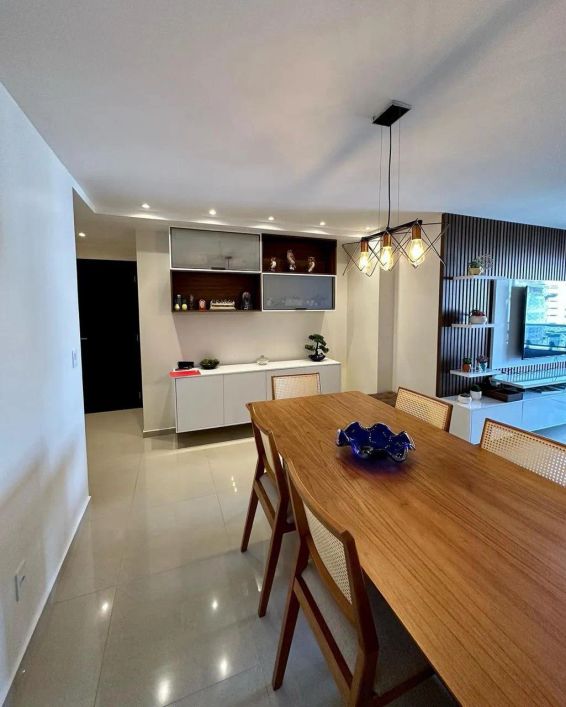 Apartamento 3 quartos mobiliado na Jatiuca - Edf. Lumiere.
