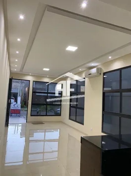 Excelente casa térrea com 130m², segurança 24 horas