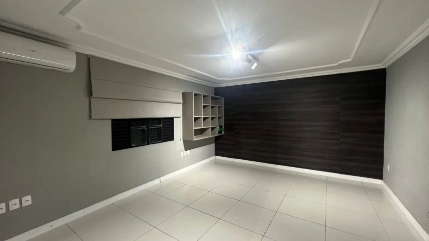 Excelente casa 3/4 no Farol