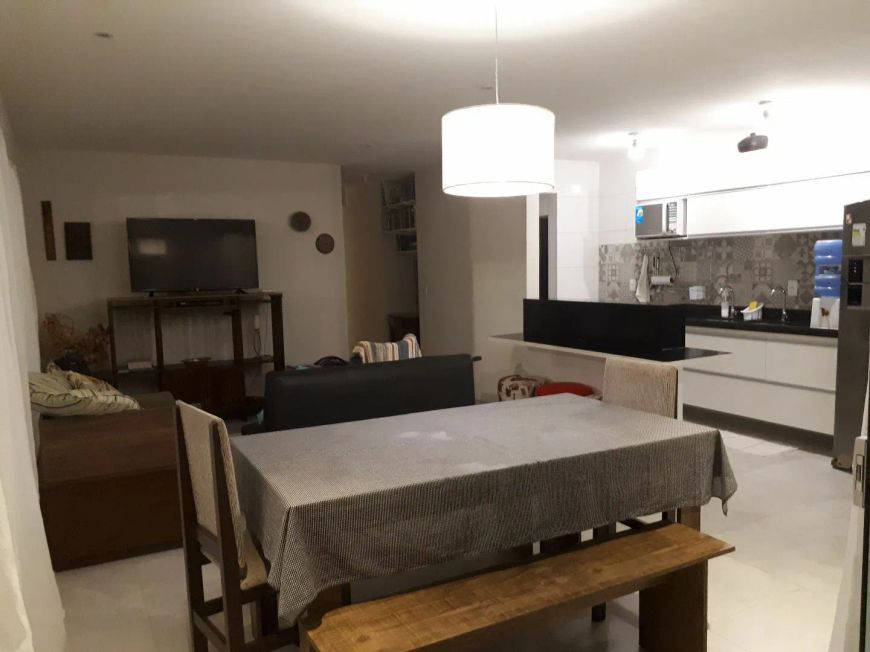 Imóvel para aluguel possui 150 metros quadrados com 3 quartos em Ipioca - Maceió - AL