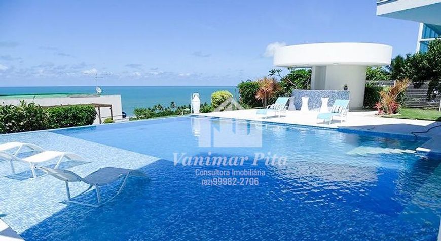 Mansão em condomínio fechado à venda tem 650 m² com 4 suítes em Jacarecica - Maceió - AL