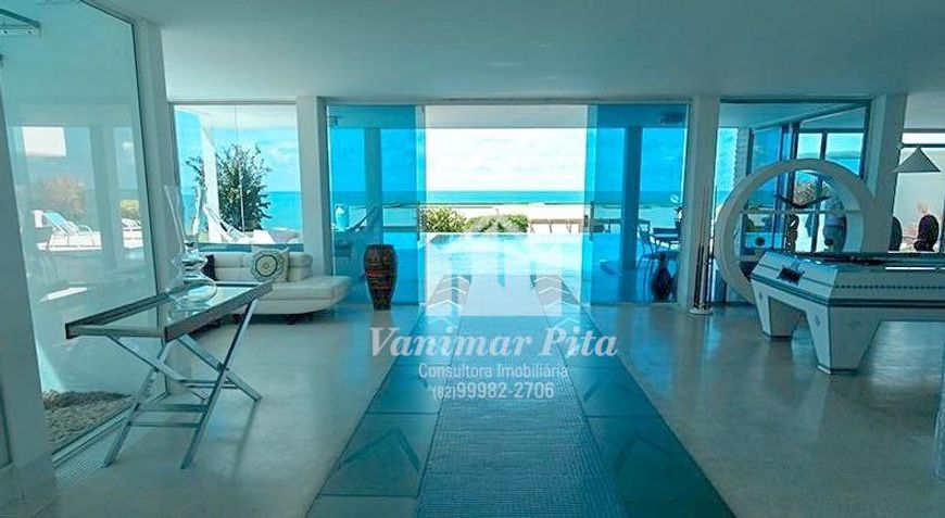 Mansão em condomínio fechado à venda tem 650 m² com 4 suítes em Jacarecica - Maceió - AL