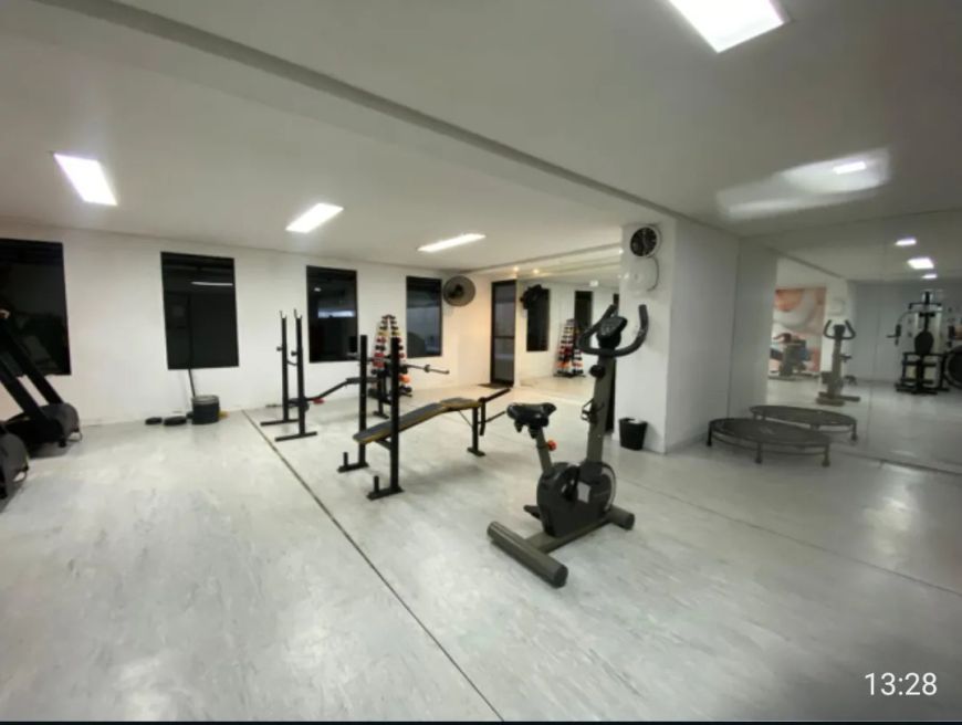 VENDO APARTAMENTO COM 2/4 NO EDF. IB GATTO, PRÓXIMO DA UNIMED E COLÉGIO MARISTA. R$385.000,00