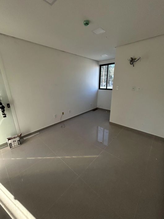 Salas comerciais disponíveis no Empresarial Center Norte