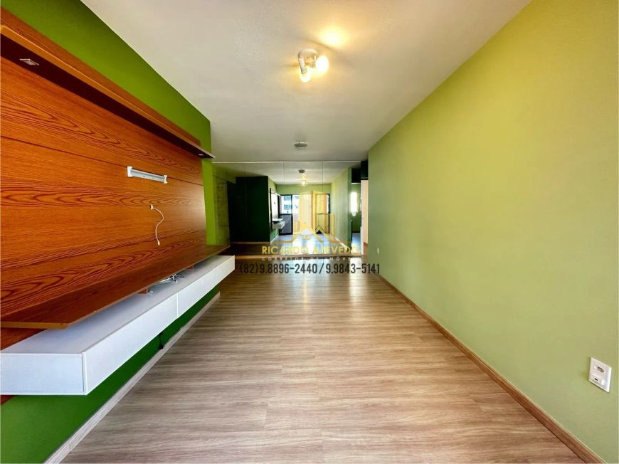 Ponta Verde, apartamento com 86m², próximo ao Coc